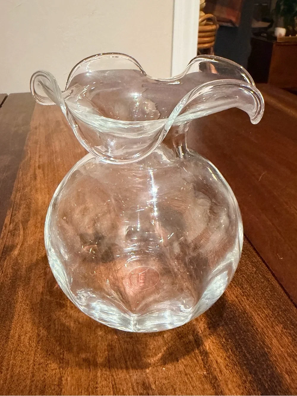 Gorgeous mouthblown Italian VIETRI Hibiscus Glass Clear Bud Vase 5.5”
